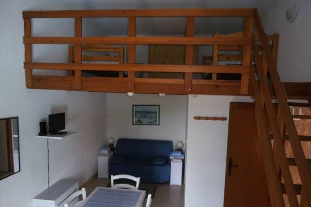 Studio-Mezzanine Dans Villa Cagnes-sur-Mer Quarto foto